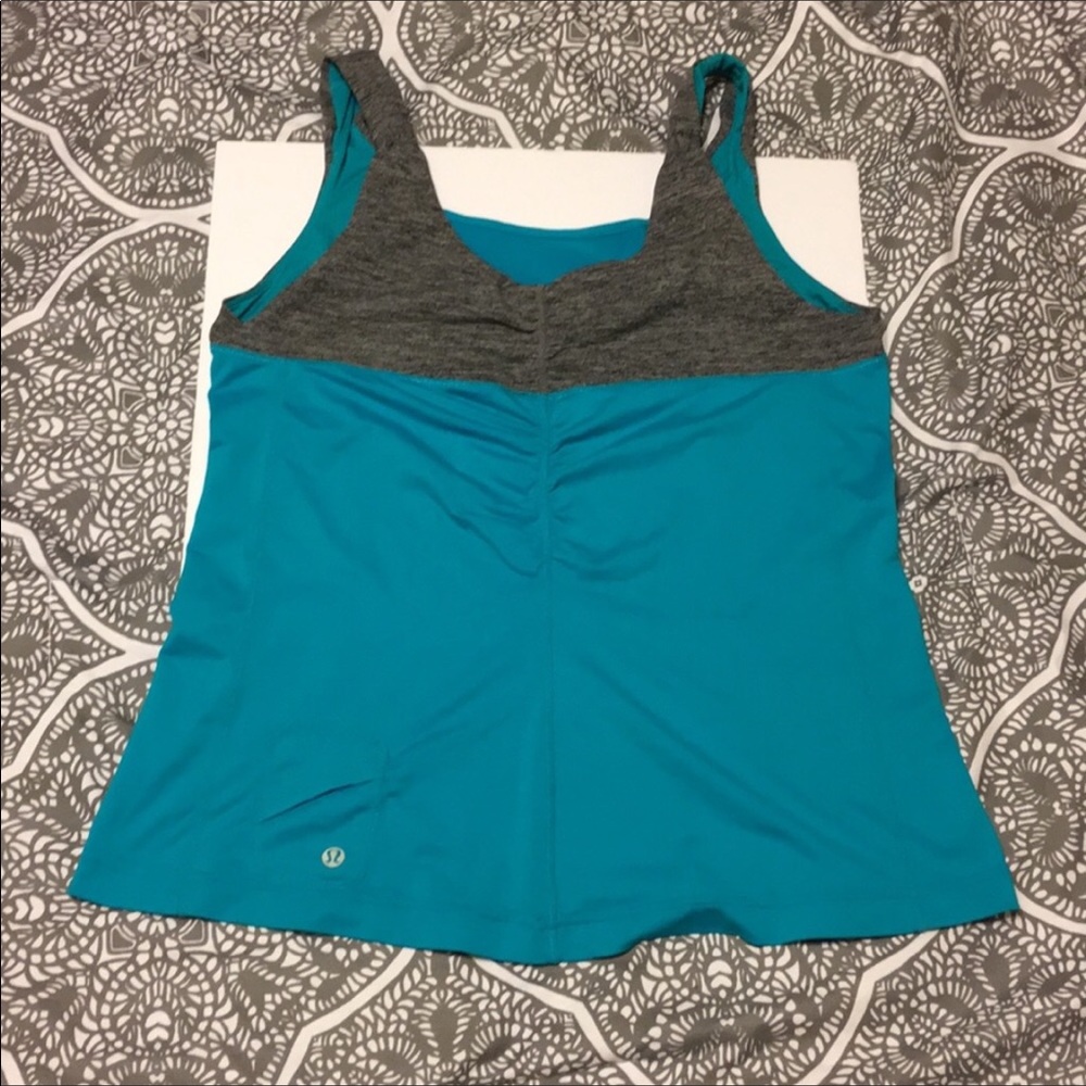 Lululemon sport  top! Comfy & looks great on.